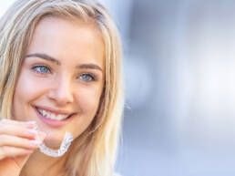 Zahnarzt Berlin Invisalign